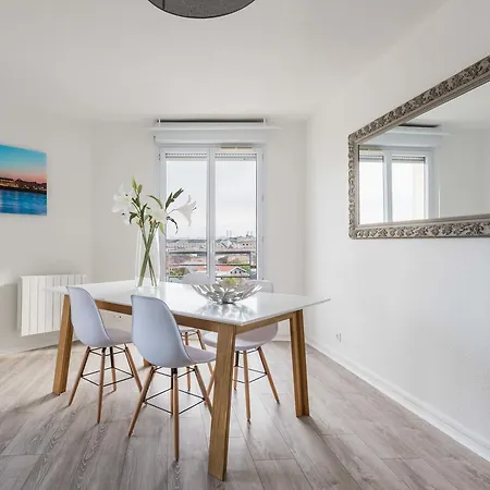 Luckey Homes - Avenue Emile Counord